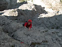Sul VII tiro di corda: bella placca ben appigliata V/6a